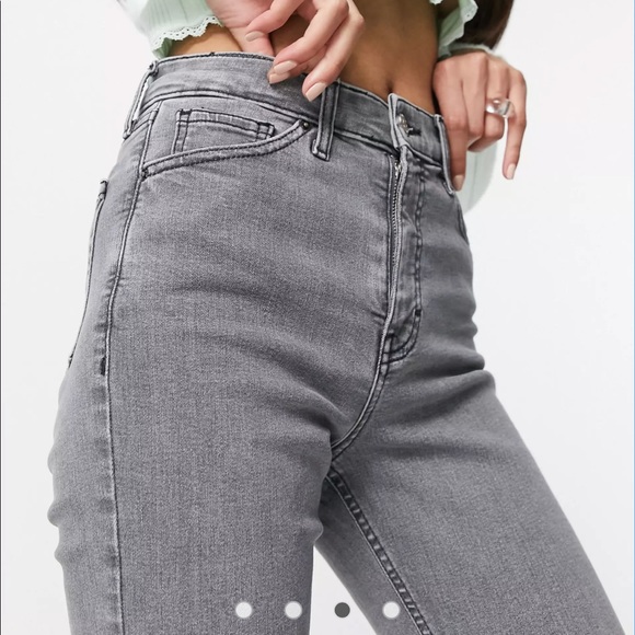 TopShop | Jamie High-Waisted Skinny Jeans | Petite - Picture 4 of 8